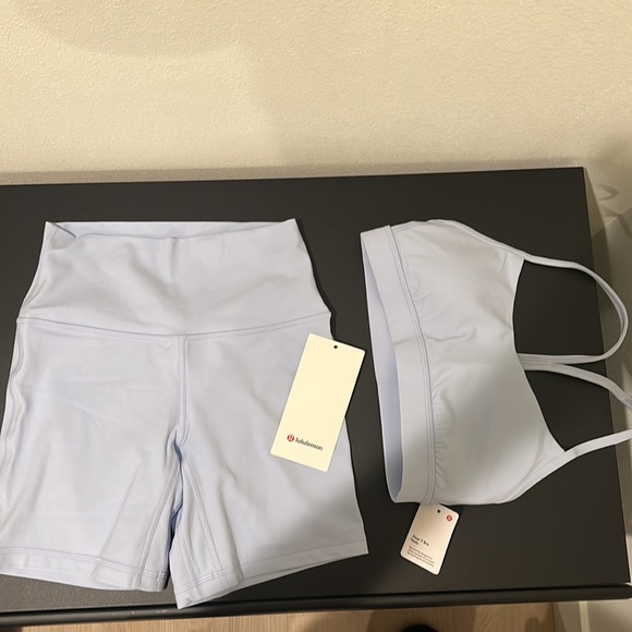 Lululemon Align Set in Pastel Blue - Picture 2 of 14